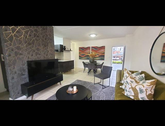 3 BEDROOM APARTMENT FOR SALE IN OLIVEDALE